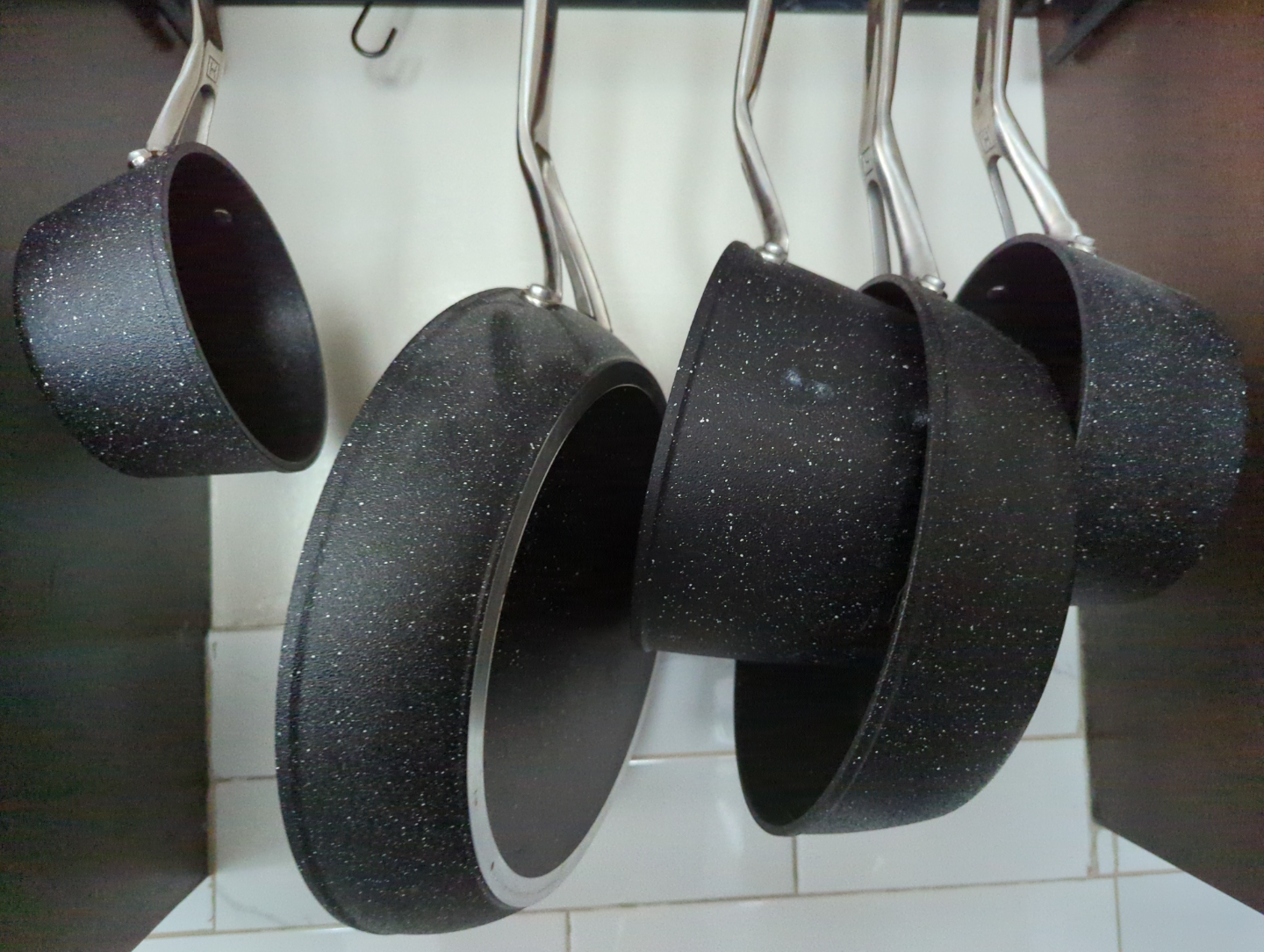 Hi-Rock Cookware Set - Pots, Pans & Lids