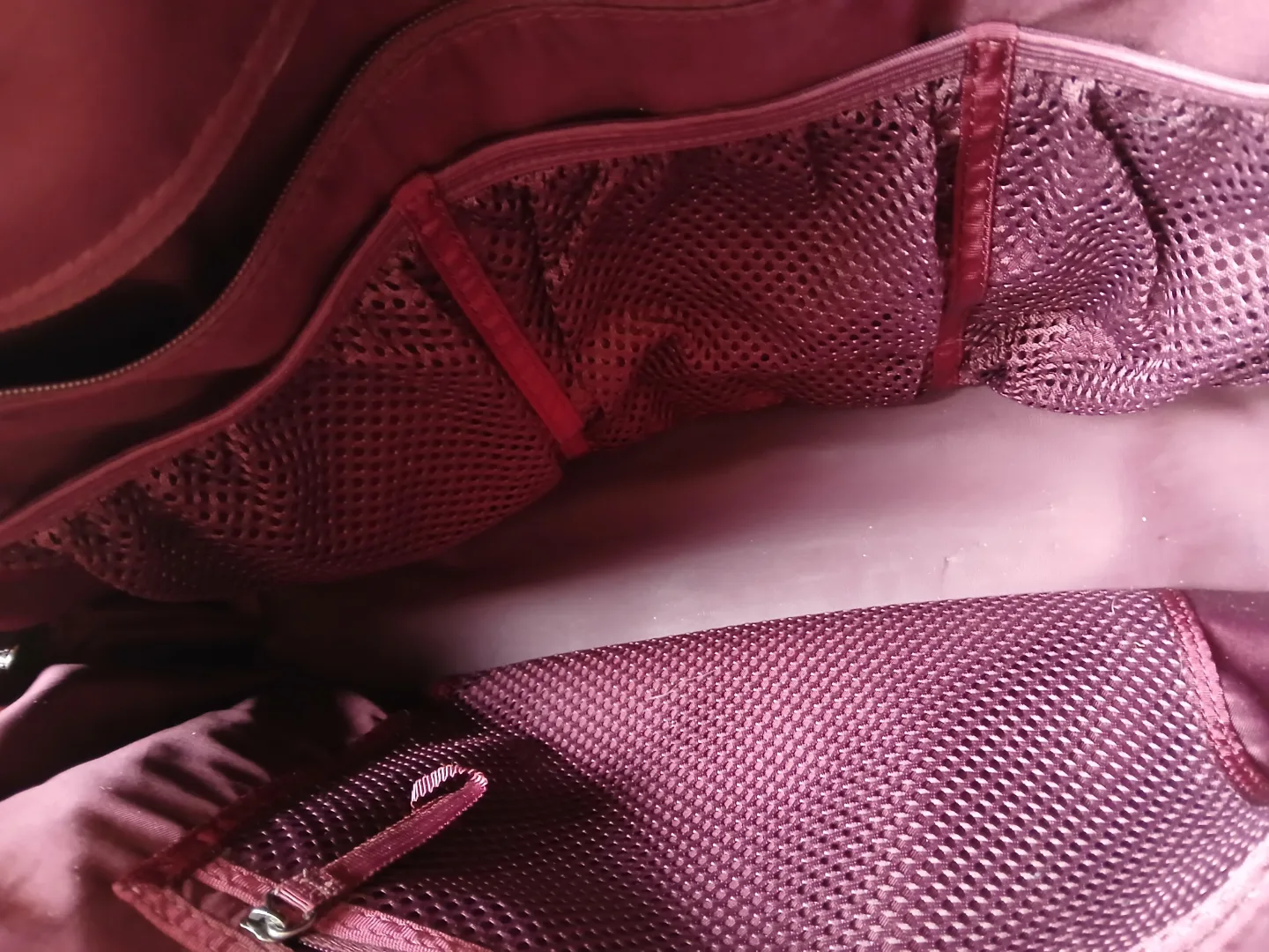 Extra large Lululemon Black Yoga Bag image indicator(5)