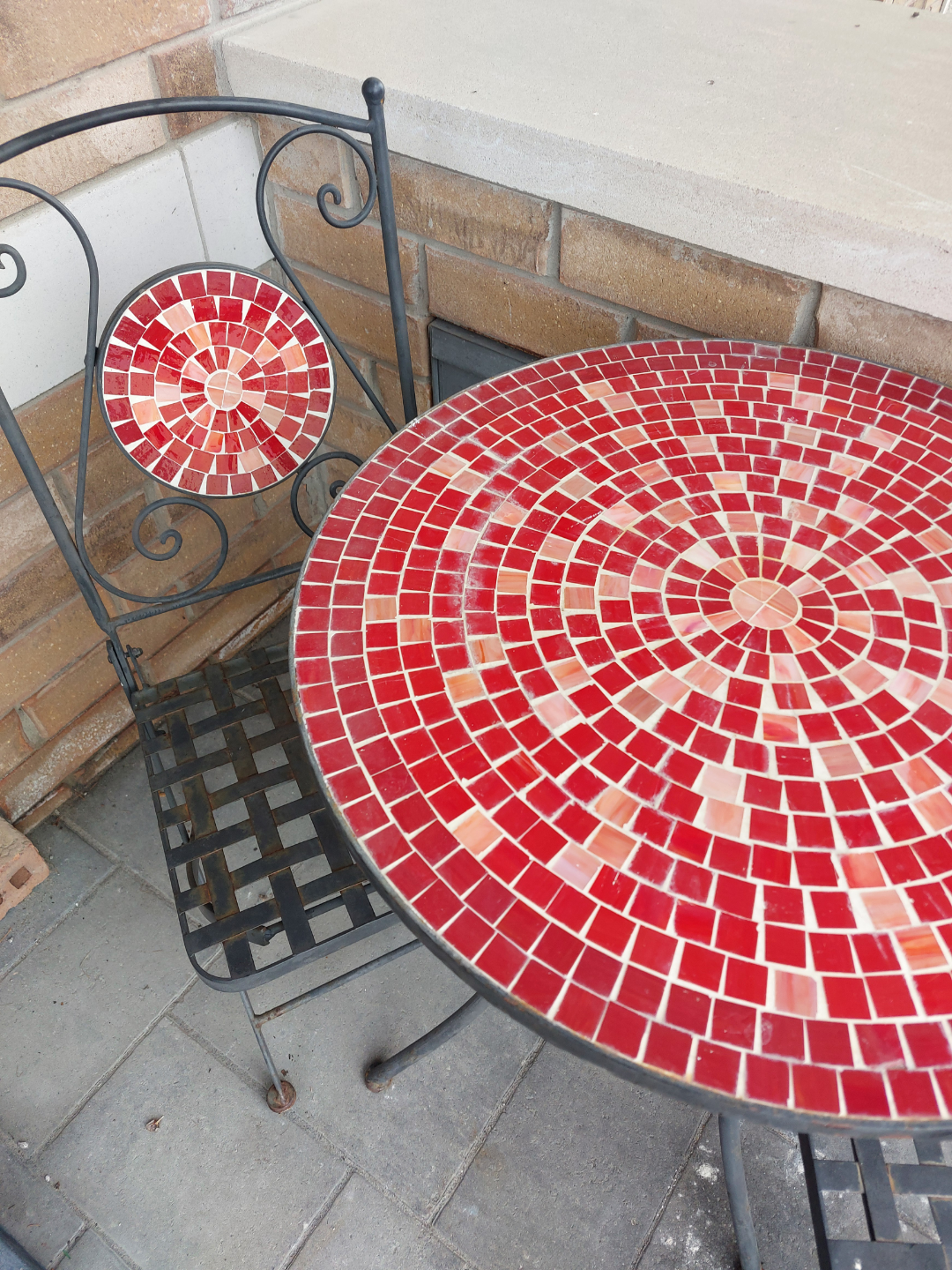 Red Mosaic Patio Set - photo 2