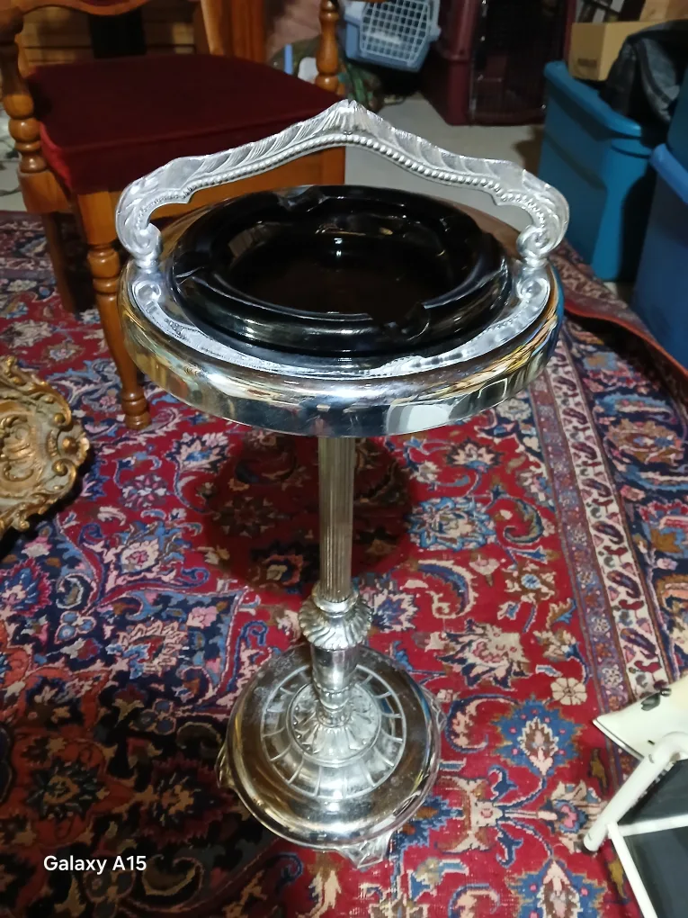 Vintage Chrome Ashtray Stand image indicator(2)