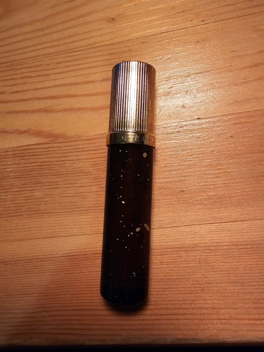 GIRL CULT Lip Gloss J804 image indicator(3)