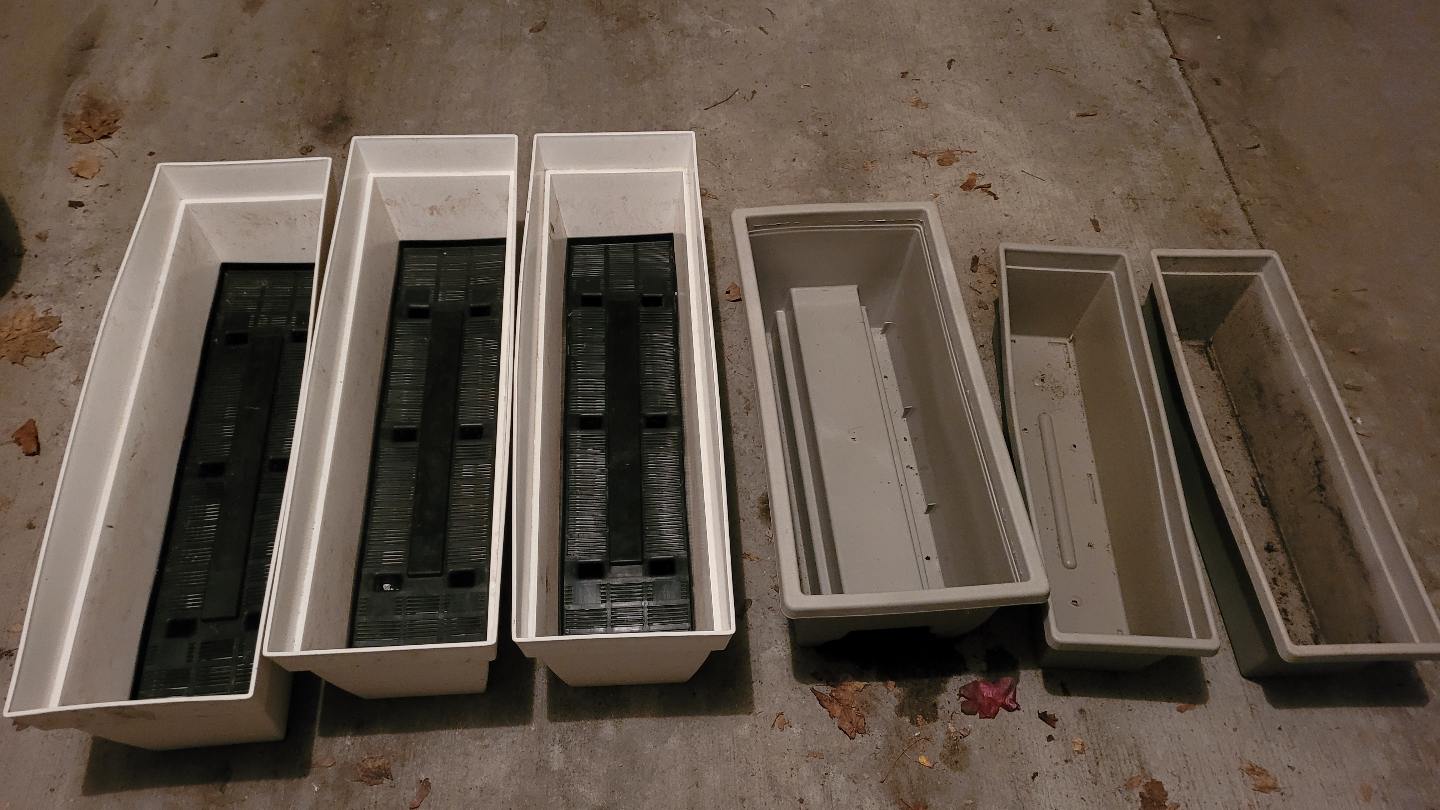 Large Planters ($1 each)