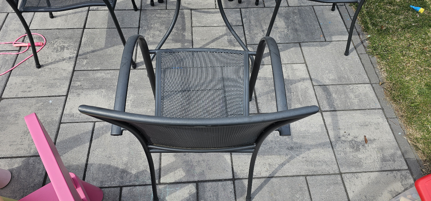 Metal Patio Set – 1 Table + 4 Chairs - photo 3