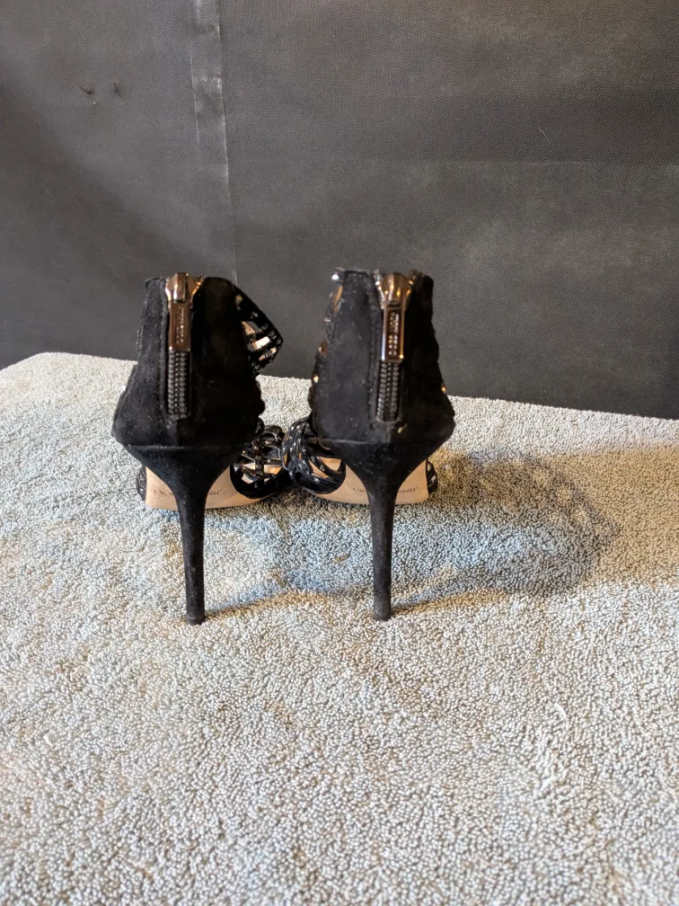 Jimmy Choo Black Suede Studded Sandals Size 39 image indicator(2)