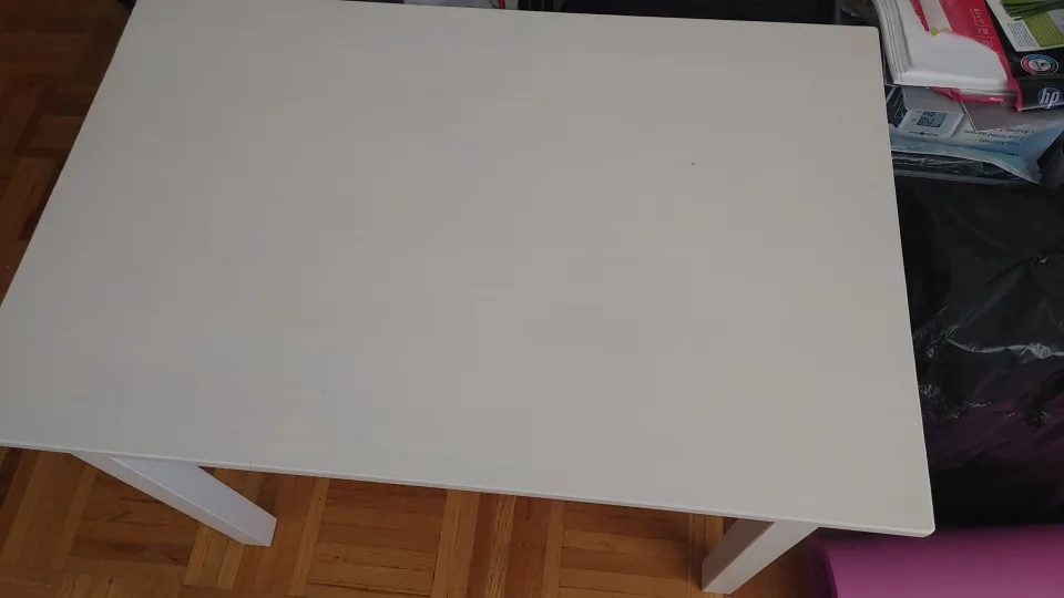 White Square Table image indicator(2)