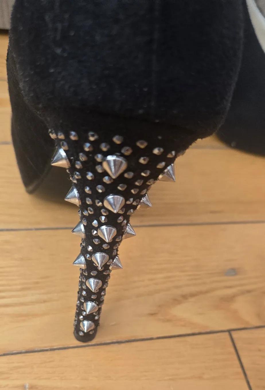Black Studded Heels image indicator(2)