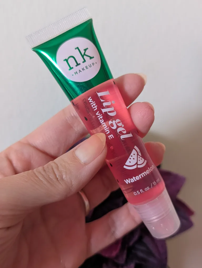 NK Makeup Watermelon Lip Gel Vit E image indicator(4)