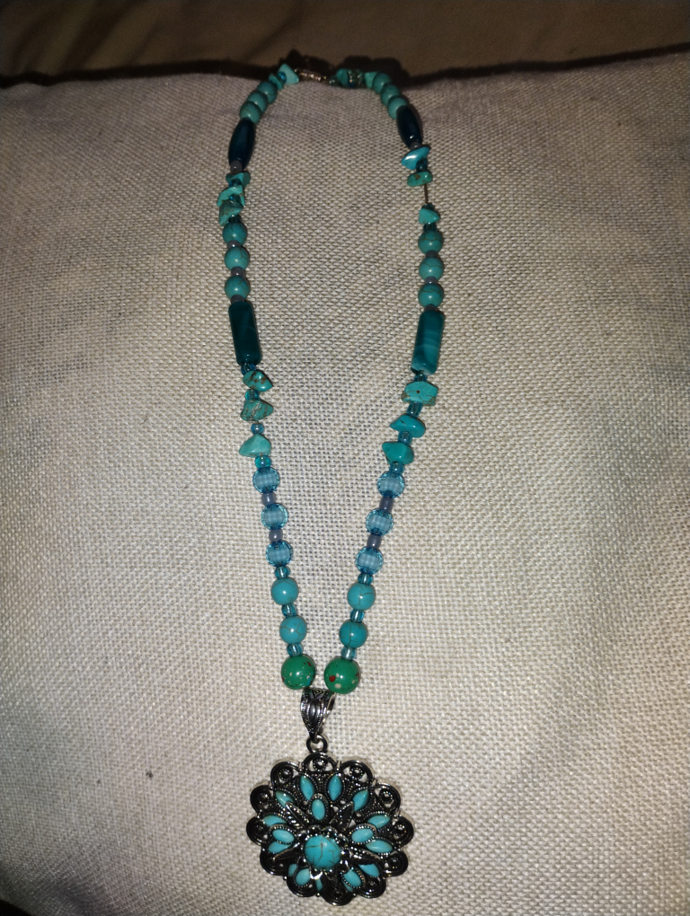 Beaded Turquoise Necklace with Floral Pendant - photo 2