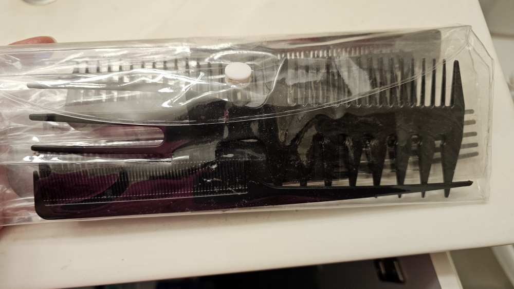 Set of 8 Black styling Hair Combs set in a compact pack - photo 3