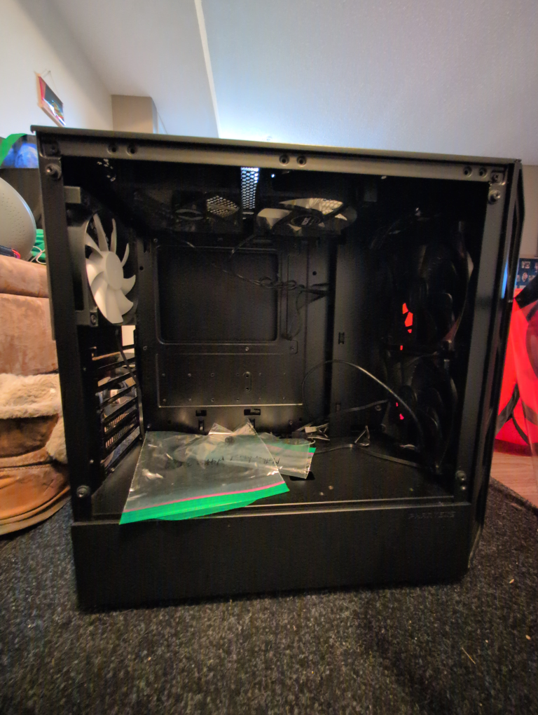 Gaming Computer Case - photo 2