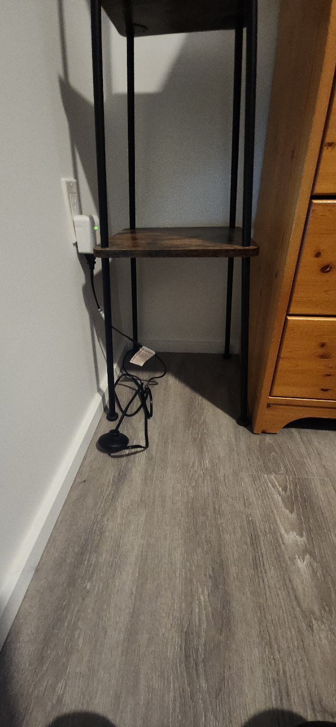Lamp with two shelves like new condition - photo 2