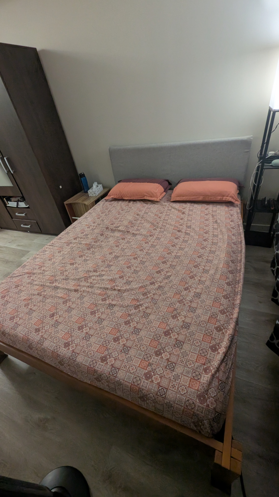 💚Queen Size Platform Bed Frame