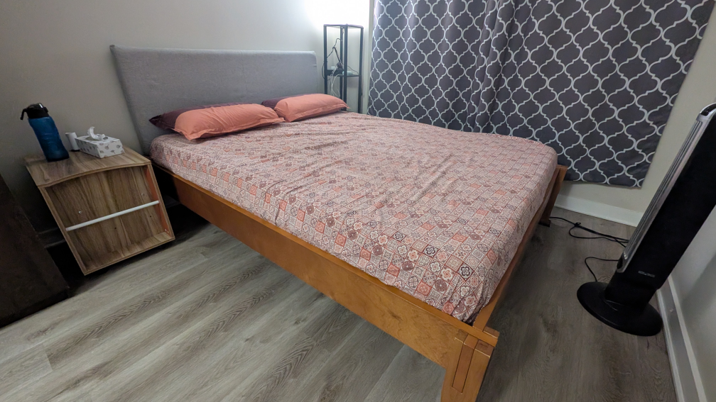 💚Queen Size Platform Bed Frame - photo 2