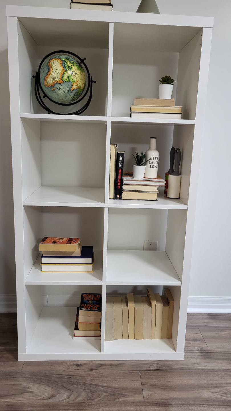 White Cube Storage Shelf