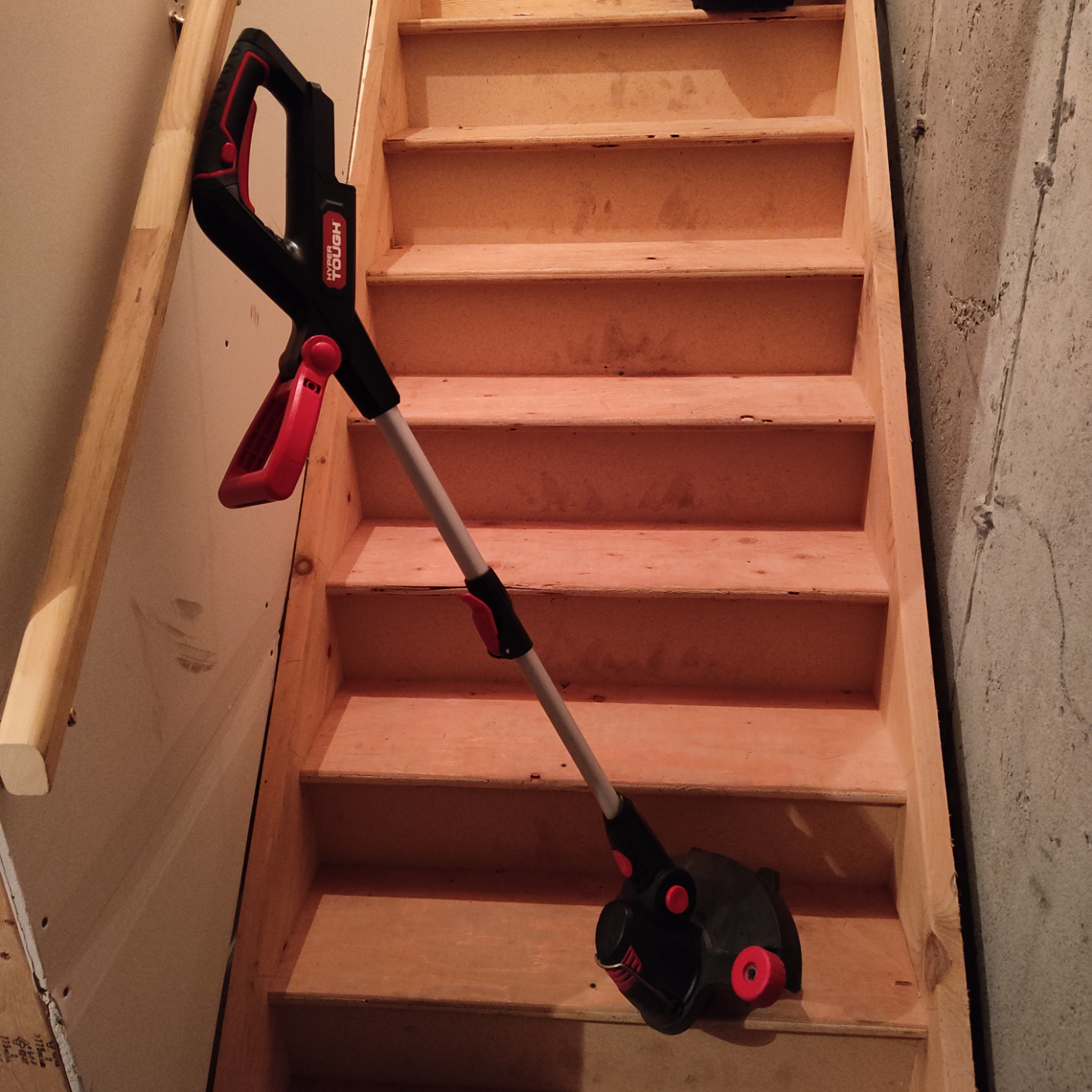 Hyper Tough Cordless String Trimmer - photo 5