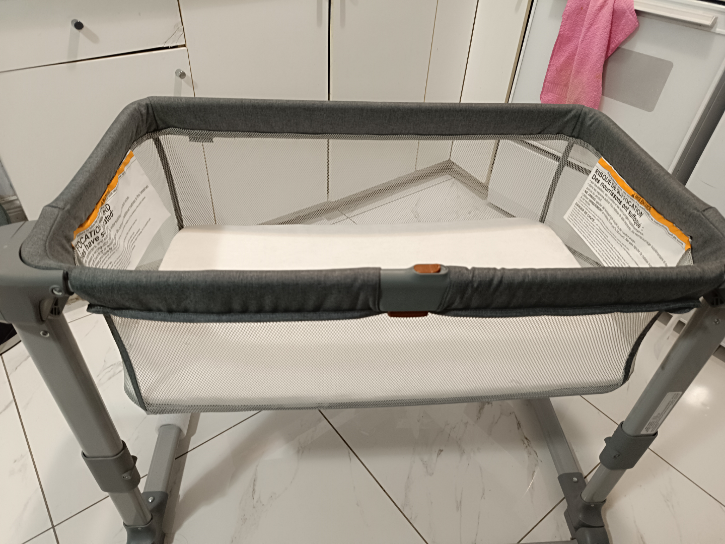 Baby Bassinet with Stand - photo 4