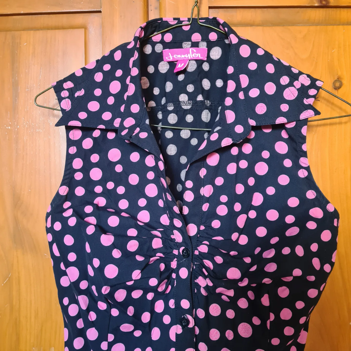 💚Jennifer Sleeveless Polka Dot Blouse - Size M image indicator(2)