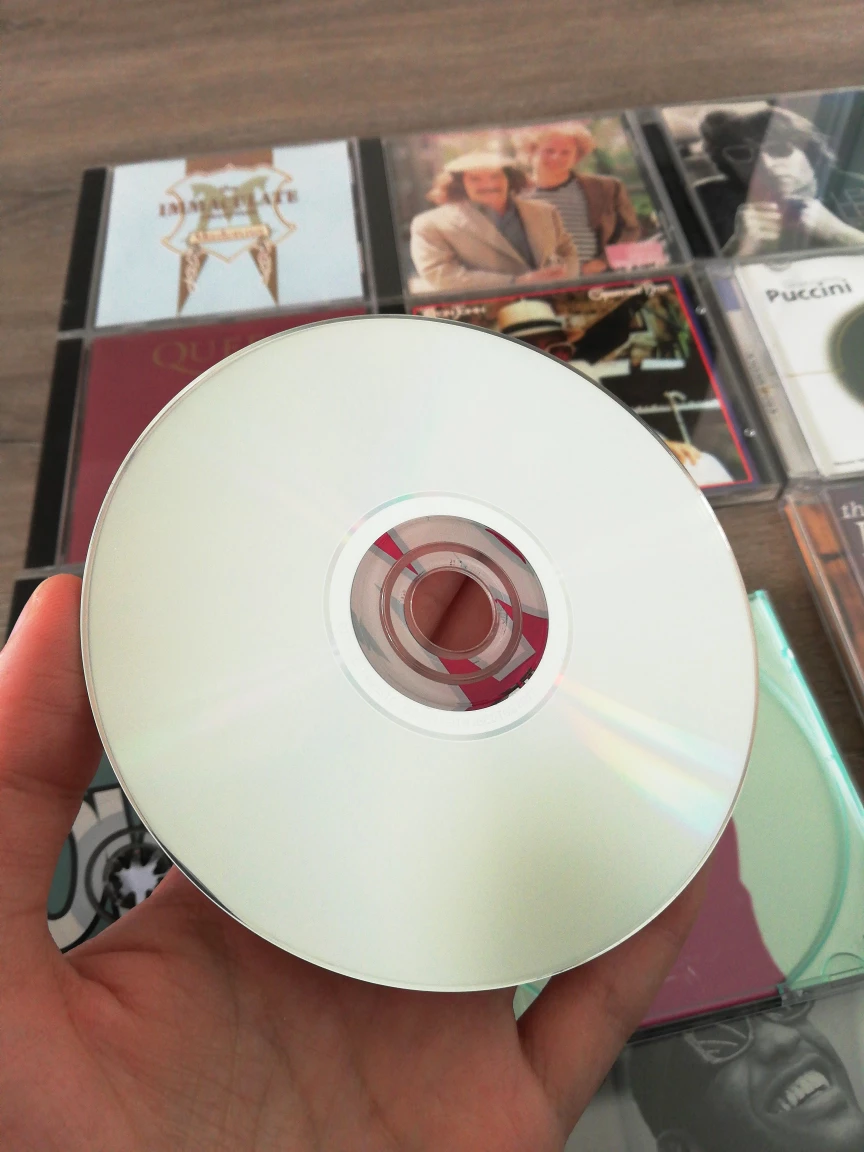 Classic Rock CD Bundle – Queen, Bowie, Elton John & More - photo 3