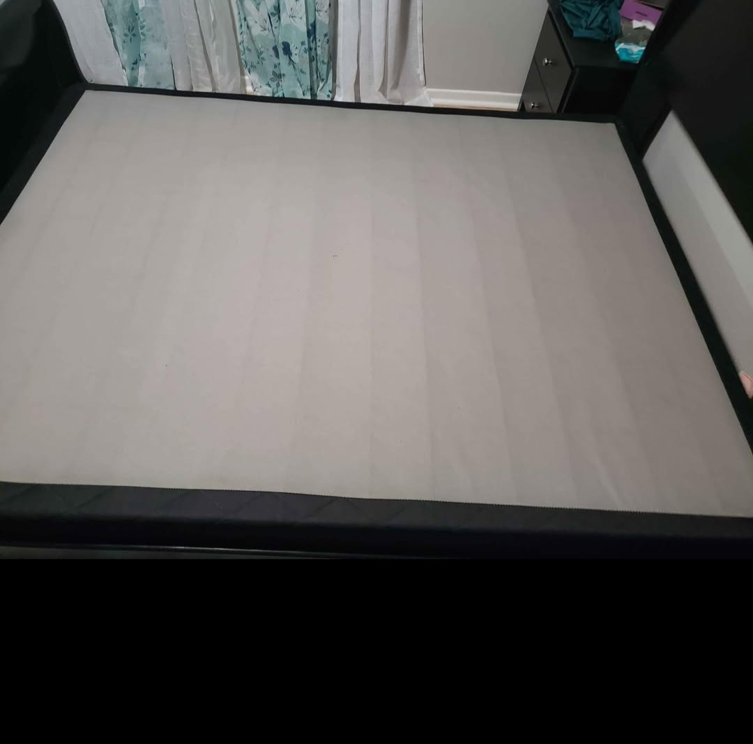 MOVING SALE - Queen Sleigh Bed Frame - photo 3