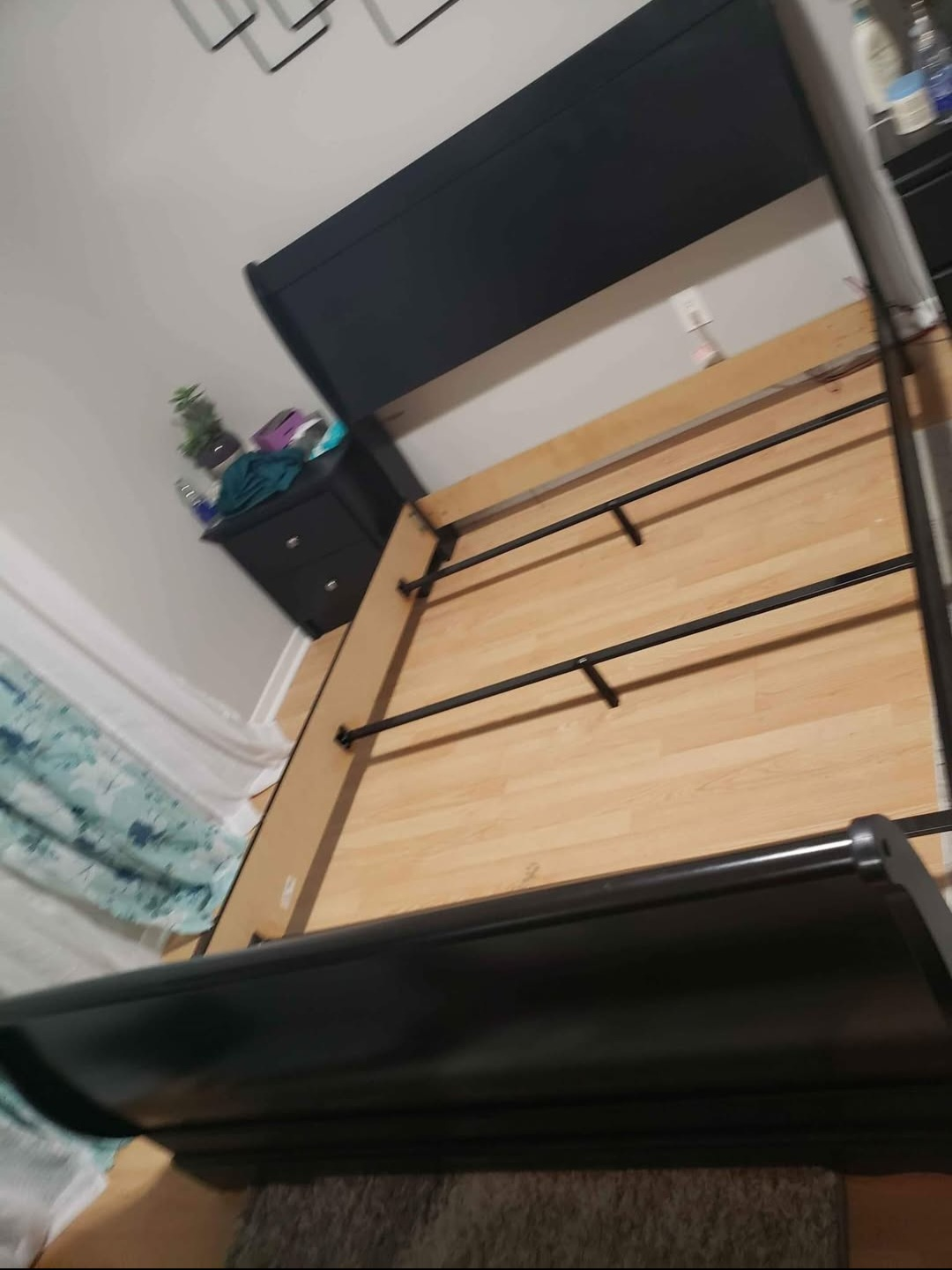 MOVING SALE - Queen Sleigh Bed Frame - photo 5