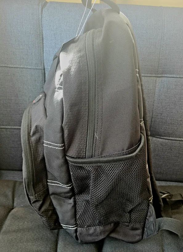 New High Sierra Backpack - Black image indicator(2)