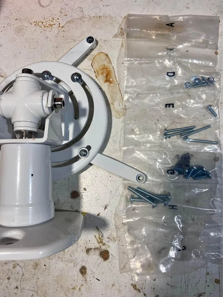 AmerMounts Universal Projector Ceiling Mount💚 image indicator(2)