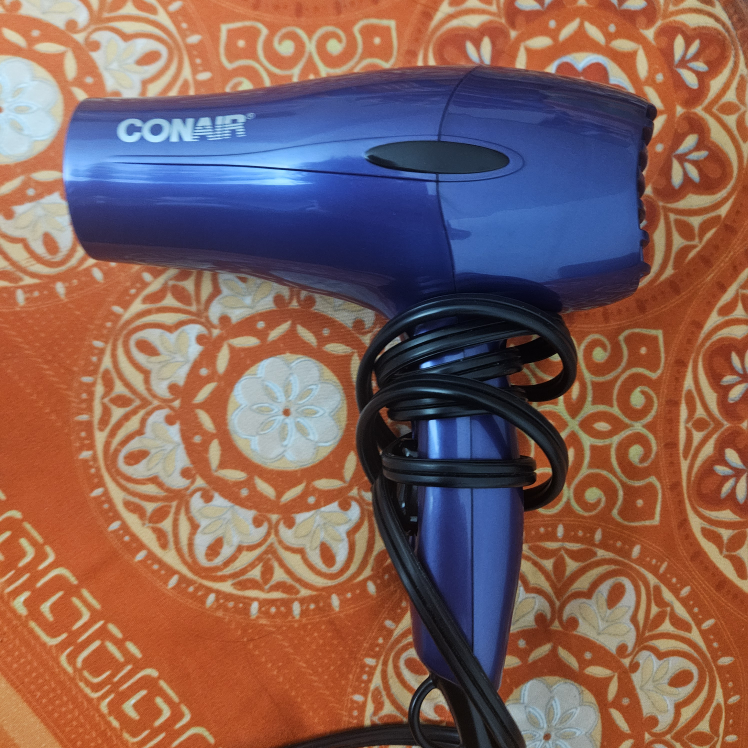Conair Hair Dryer - Purple - with attachment 🥕💚