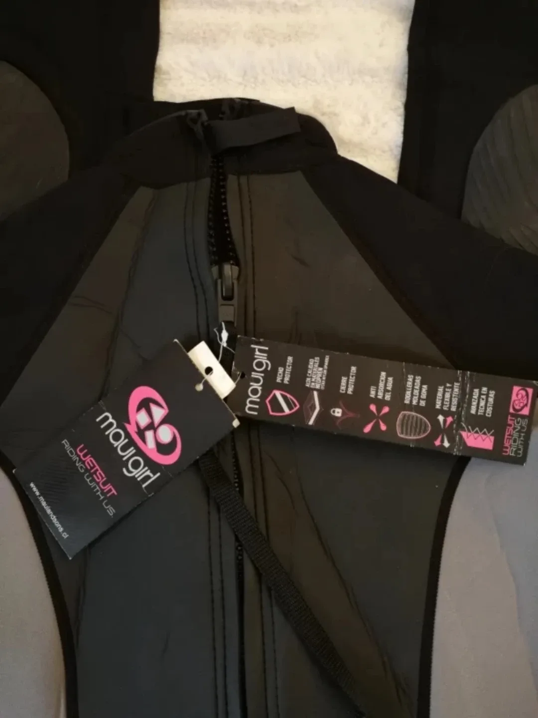 New! MauiGirl Youth Size Large Full-Length Wetsuit image indicator(8)