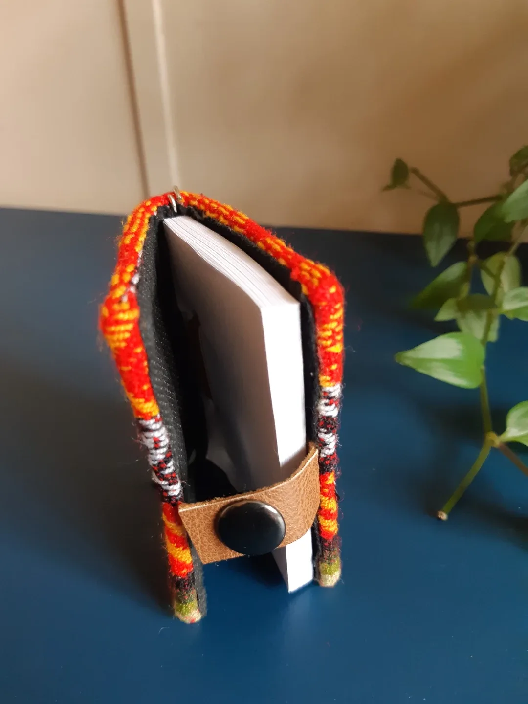 Peruvian miniature sketchbook Keychain image indicator(7)