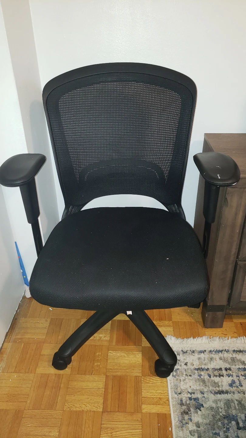 Black Mesh Office Chair
