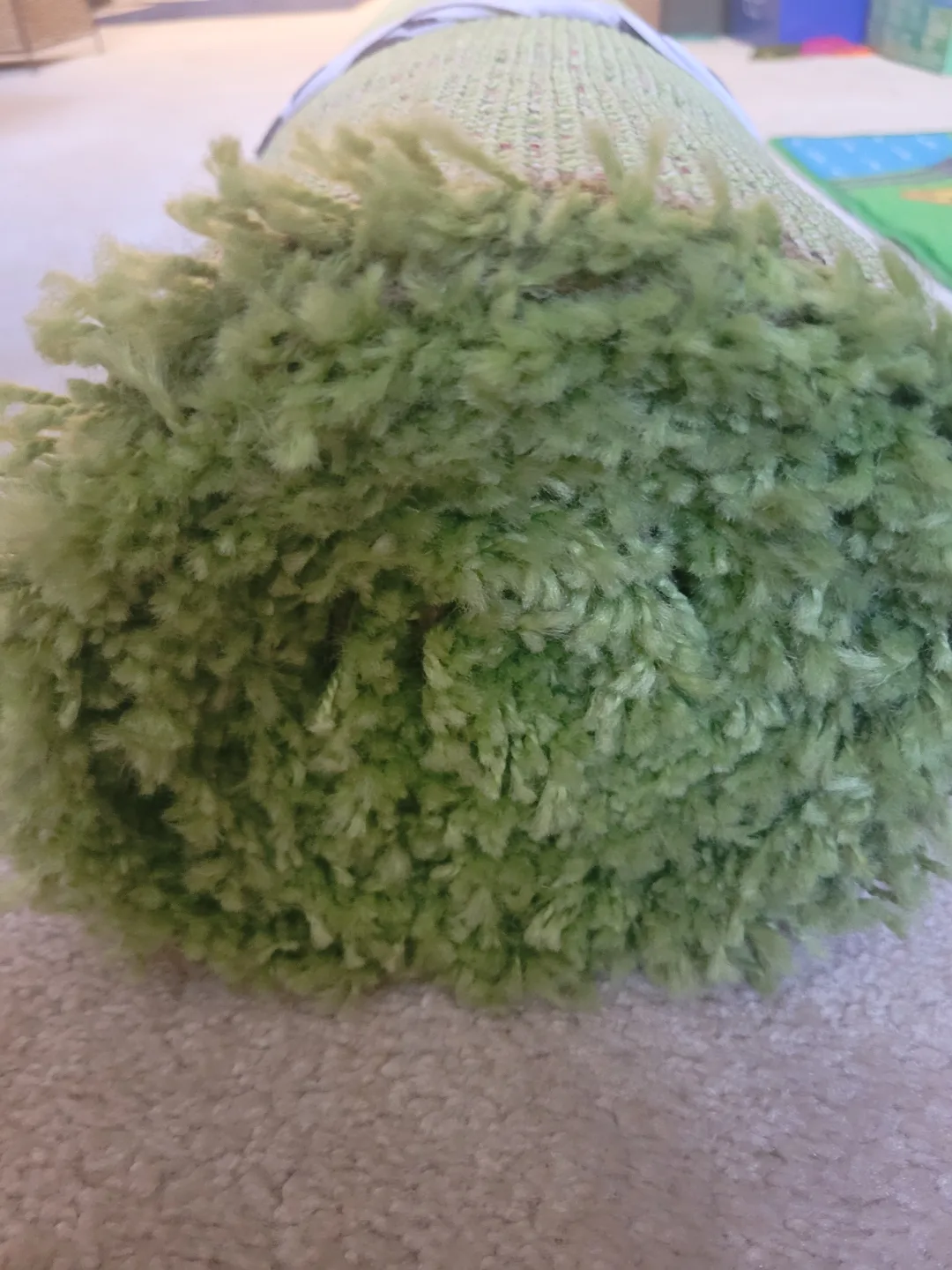 IKEA Hampen Green Shag Rug image indicator(6)