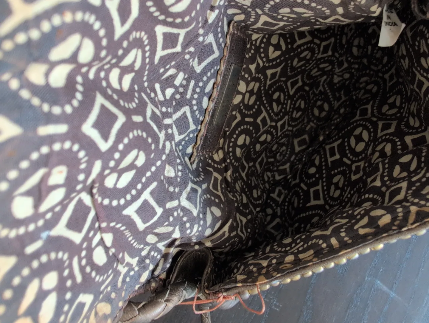 Beaded Crossbody Bag image indicator(7)