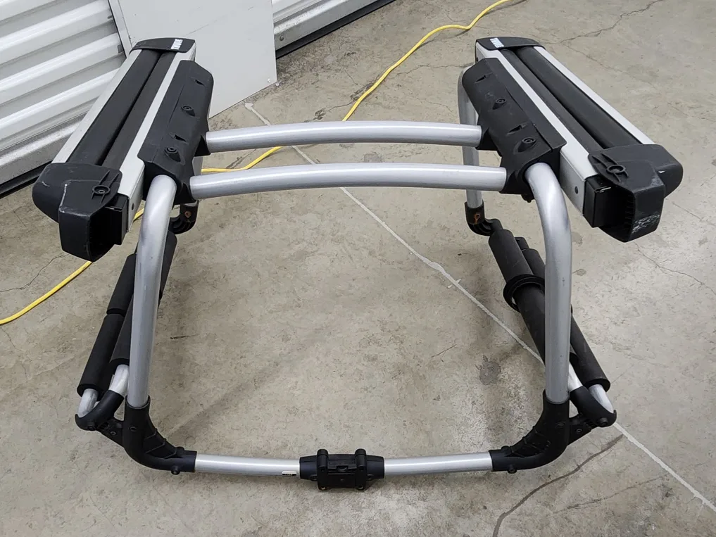 Thule Tram Hitch Sport Carrier - Ski and Snowboard Rack image indicator(4)