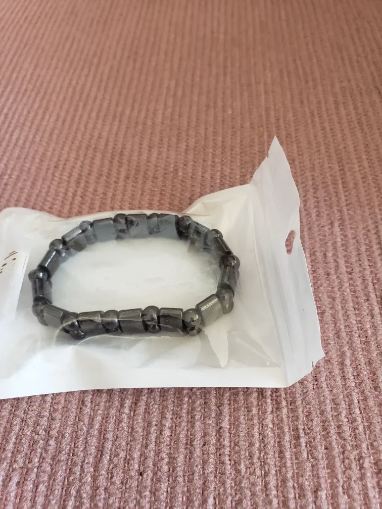 Hematite Magnetic Bracelet image indicator(2)