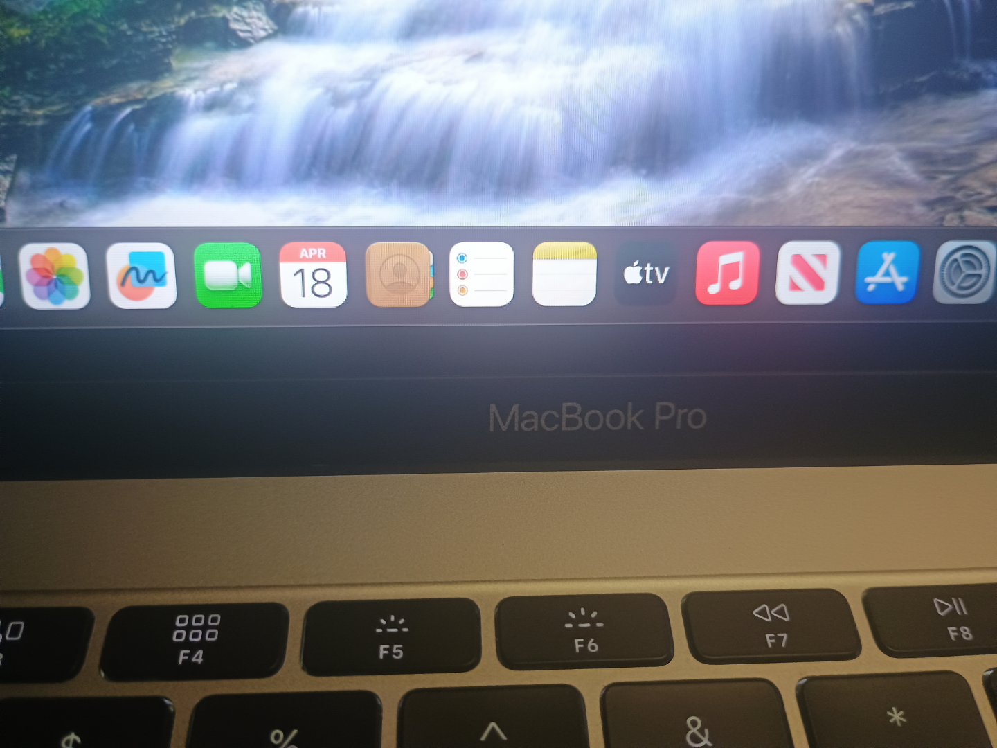 2017 13-inch MacBook Pro - 8GB RAM, 256GB SSD - photo 5