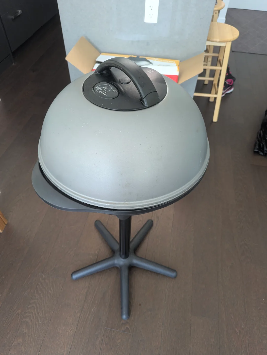 George Foreman 15-Portion Indoor/Outdoor Electric Grill thumbnail