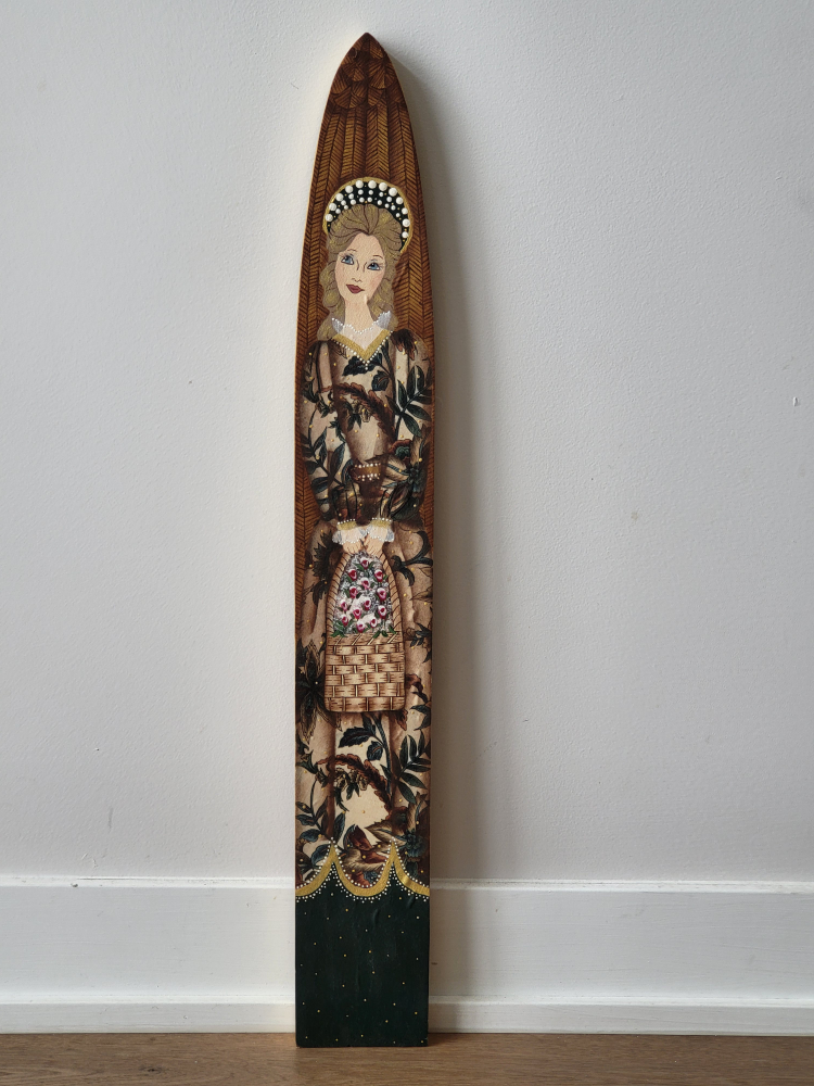 Hand-painted Wooden Wall Hanging Featuring a Woman with Flowers - photo 2