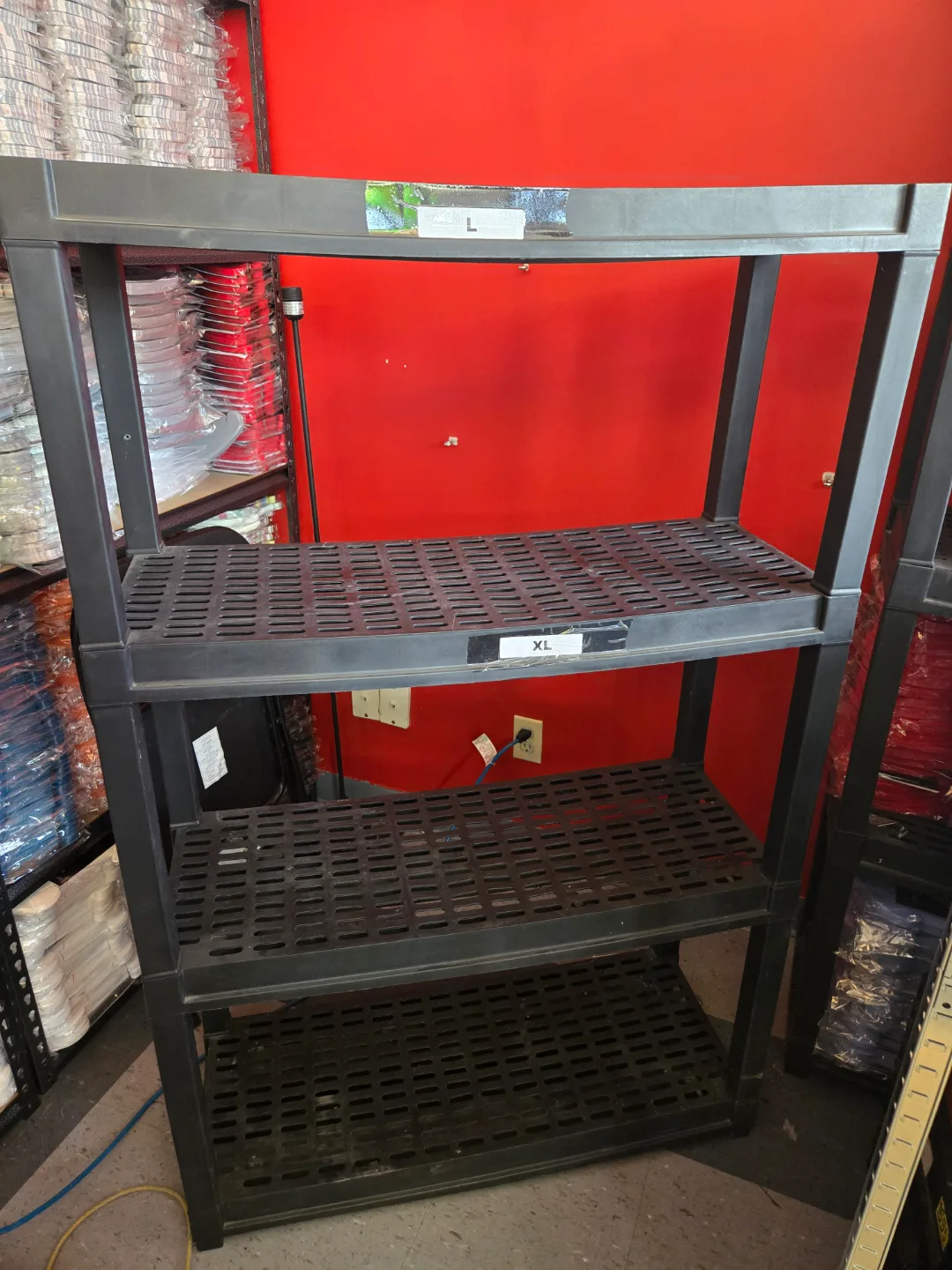 Heavy Duty 4-Shelf Plastic Shelving Unit image indicator(2)