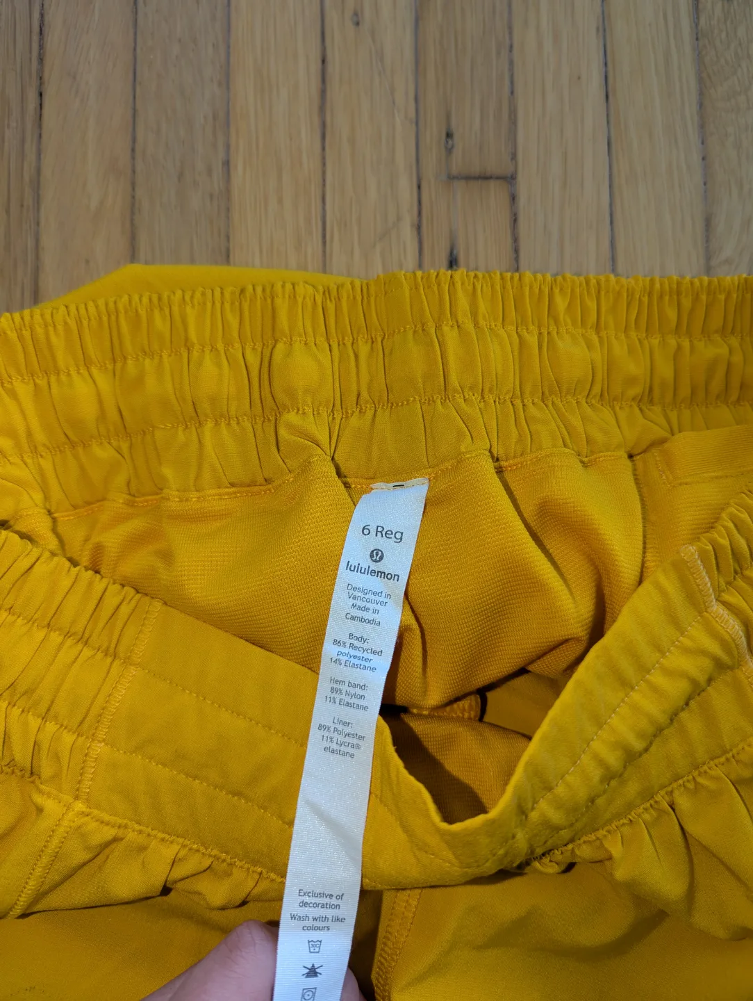 Lululemon Hotty Hot Shorts - Size 6 - Golden Yellow image indicator(3)