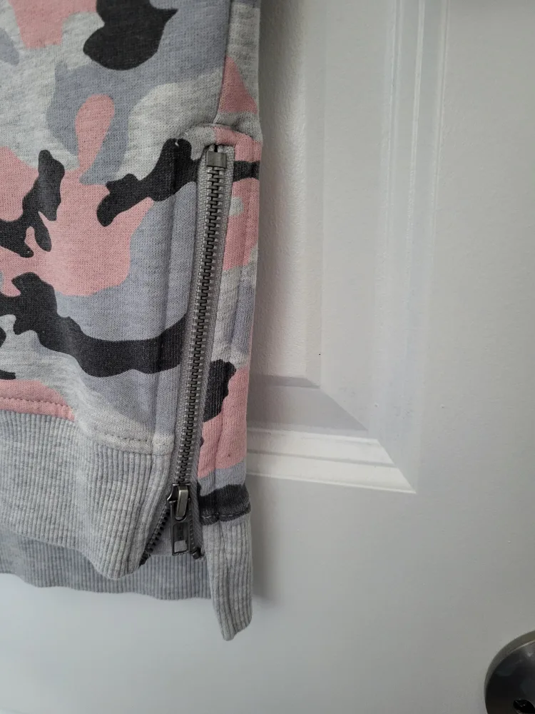 Girl's tunic size 10-12 image indicator(2)