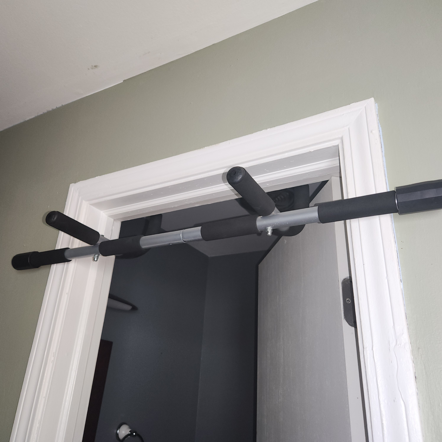Doorway Pull-Up Bar - photo 2