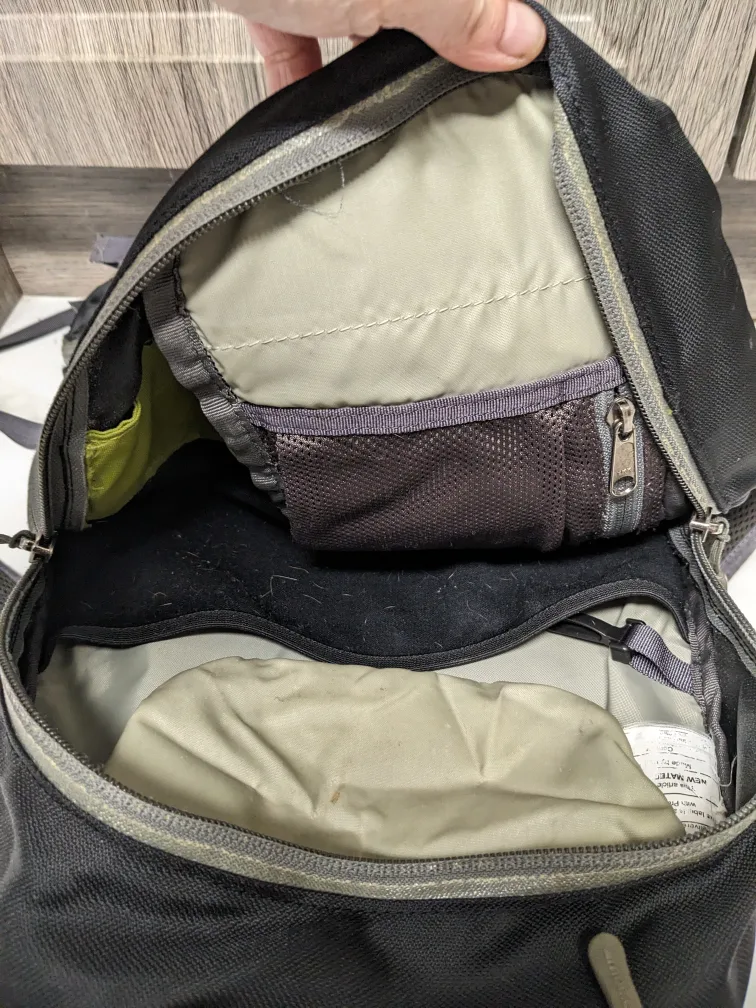 Mountain Equipment Co-op backpack image indicator(3)