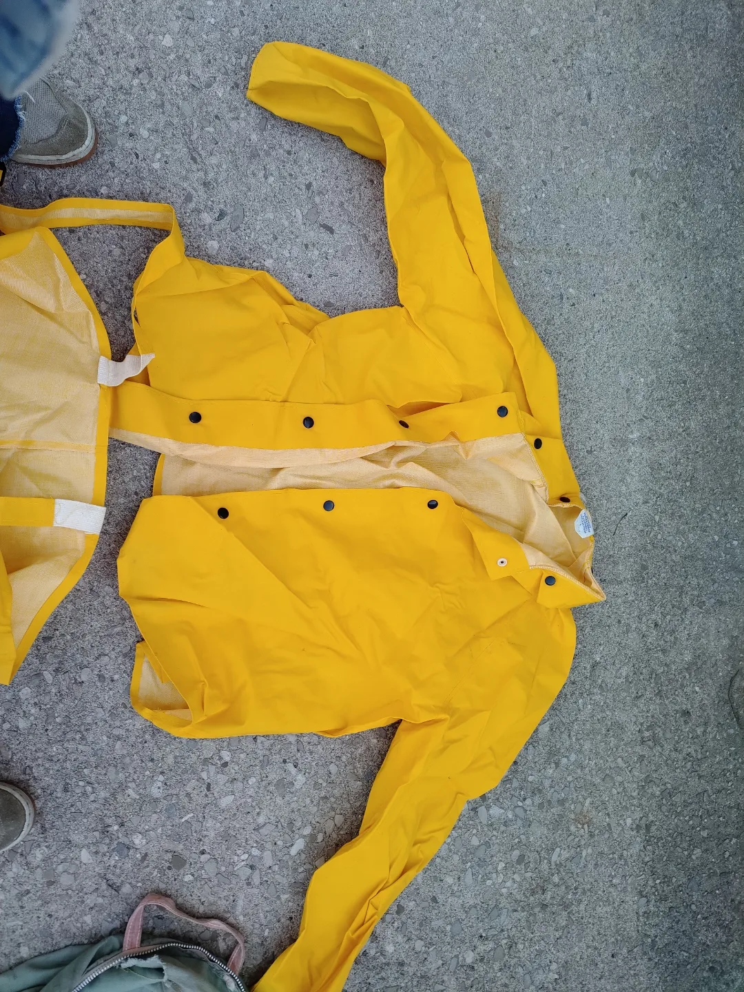 Vintage Yellow PVC-Polyester Waterproof Clothing Set image indicator(2)