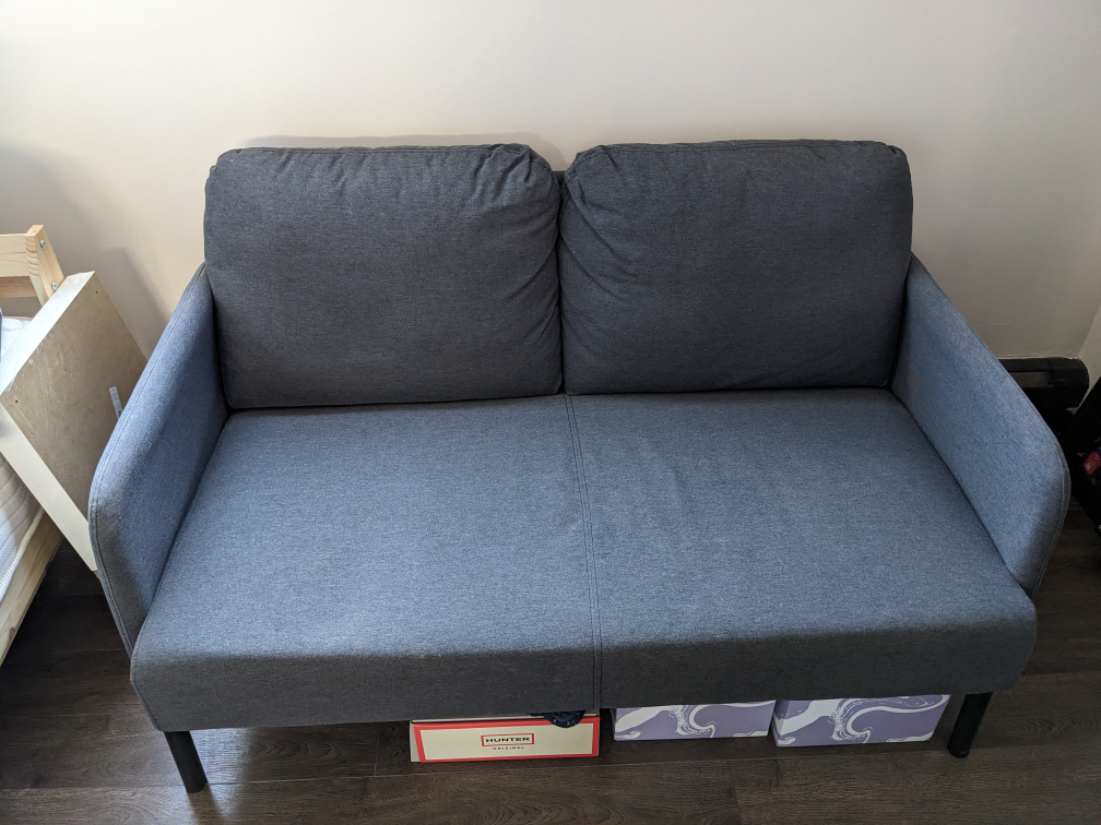 IKEA Glostad Loveseat - photo 2