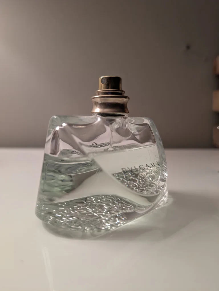 BVLGARI Mon Jasmin Noir L'Eau Exquise Eau de Toilette 2.5 FL oz image indicator(2)