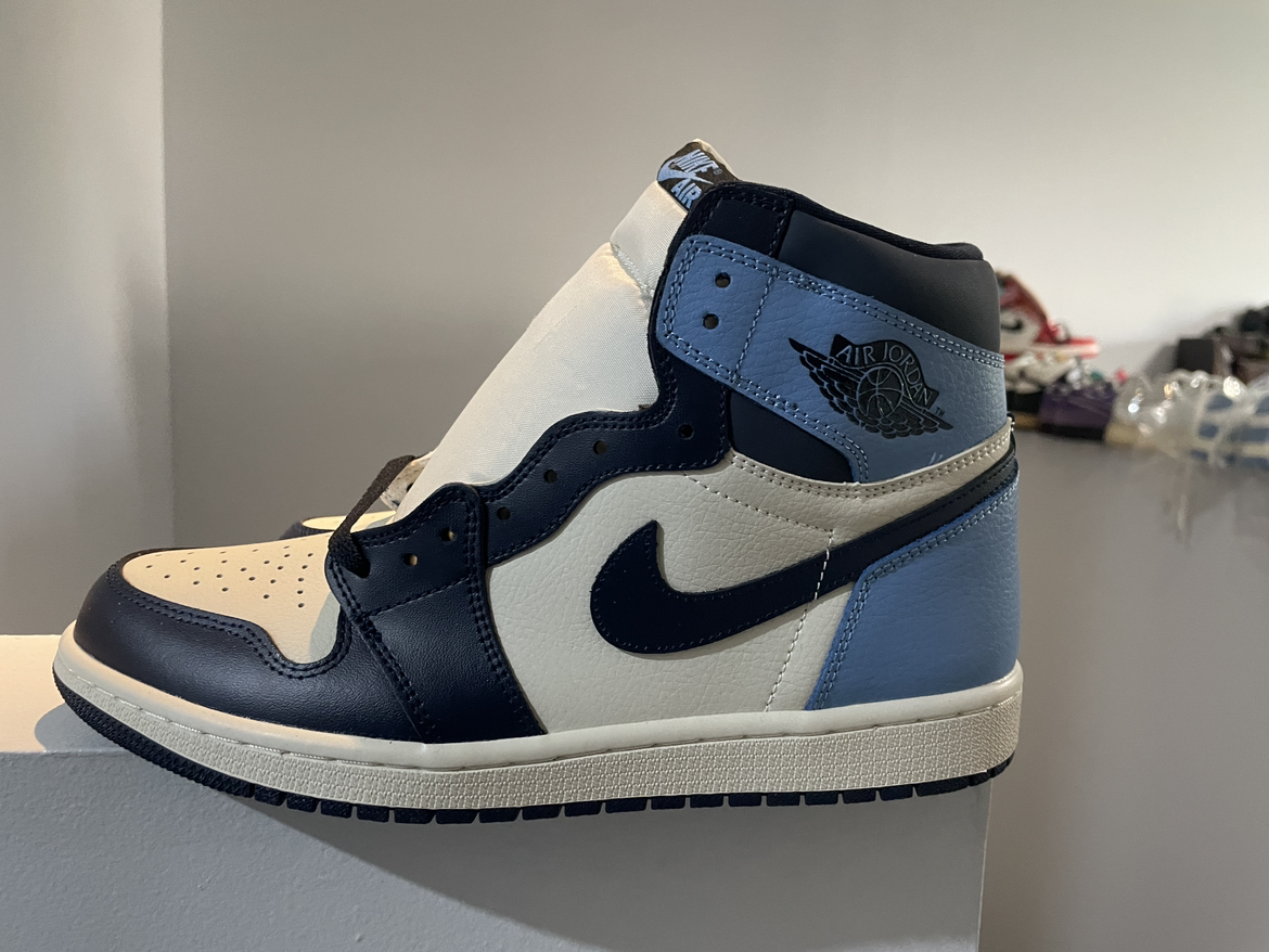 AJ1 - photo 2
