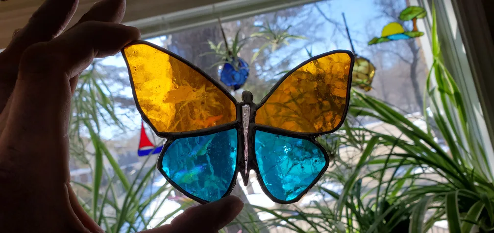 Small Stained Glass Butterfly thumbnail