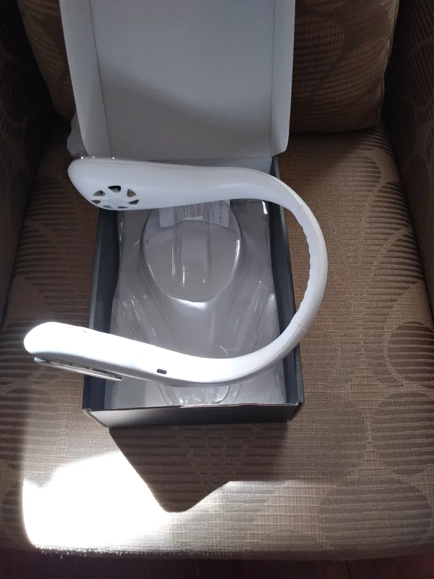 New Bladeless Neck Fan - Portable Personal Cooling image indicator(2)
