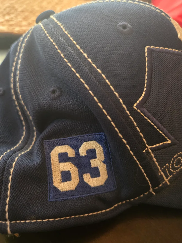 Reebok Toronto Maple Leafs #63 Autographed Hat - L/XL image indicator(2)