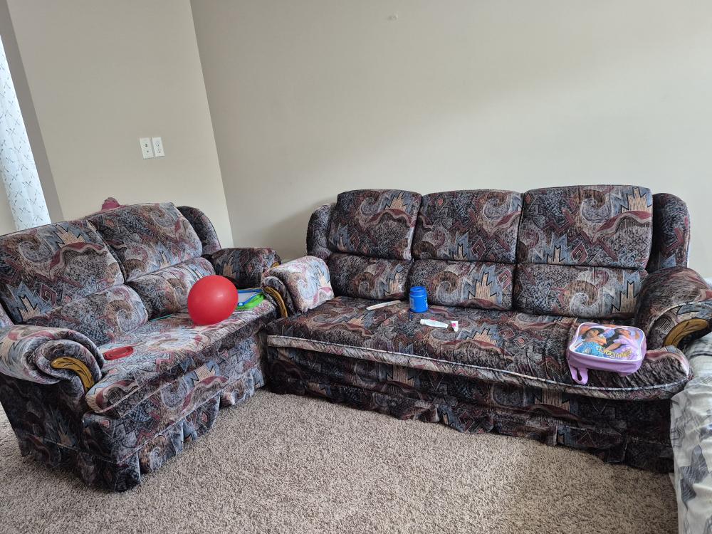 urgent moving sale Vintage Sofa Set
